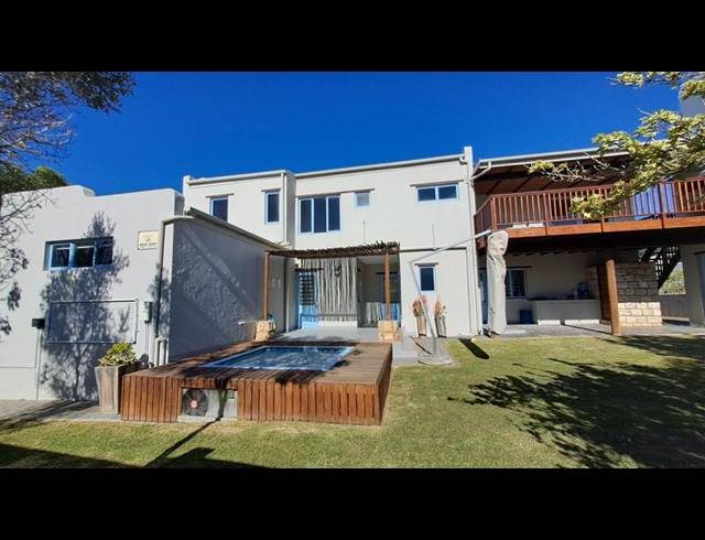 4 BEDROOM HOUSE FOR SALE IN STILBAAI-WES